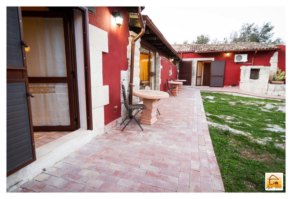 Agriturismo Agrimilo Villa Noto Exterior foto